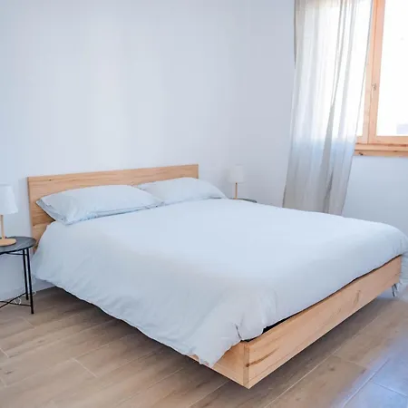 Casa Simona Дервио